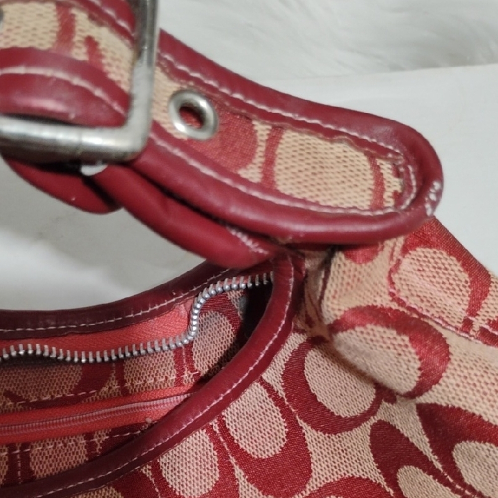 ON HOLD! SALE! RARE! Coach Vintage Signature Red/Tan Shoulder Bag Made In USA - Picture 12 of 12